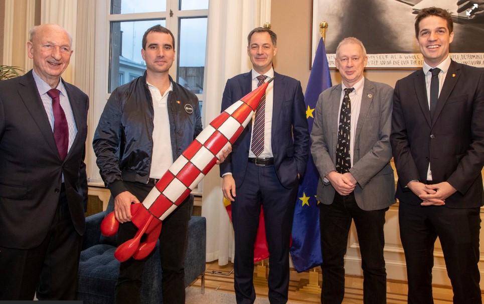 Première rencontre pour nos trois astronautes belges>
